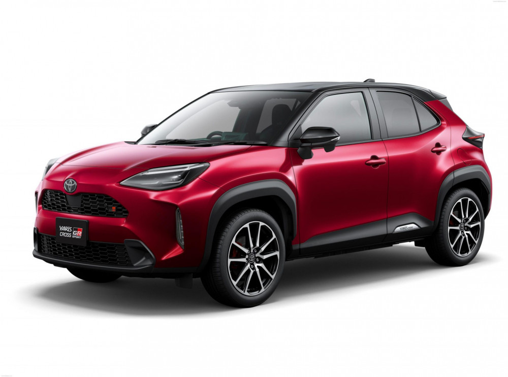 Toyota представи новата YARiS Cross GR Sport