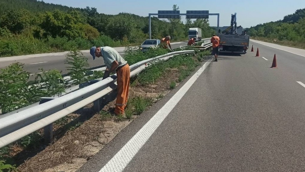 АПИ съветва шофьорите да карат внимателно в участъци от АМ „Тракия“