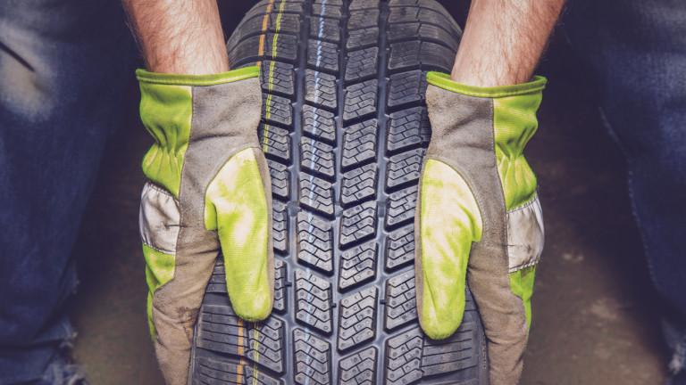 Финландската Nokian Tyres продава завода си в Русия