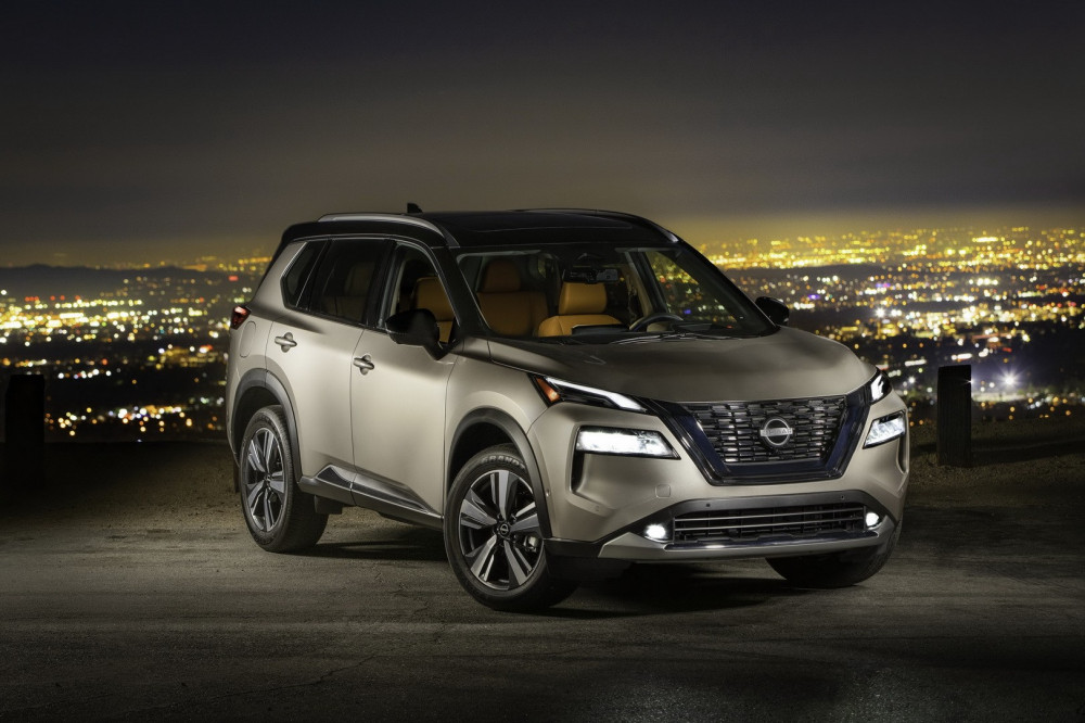 Nissan изтегля всички SUV от модел Rogue 2022 заради проблеми с безопасността