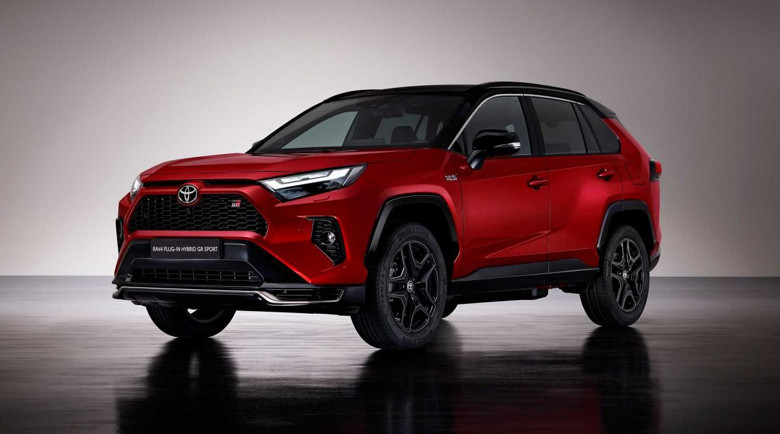 Toyota RAV4 вече има и спортна версия GR