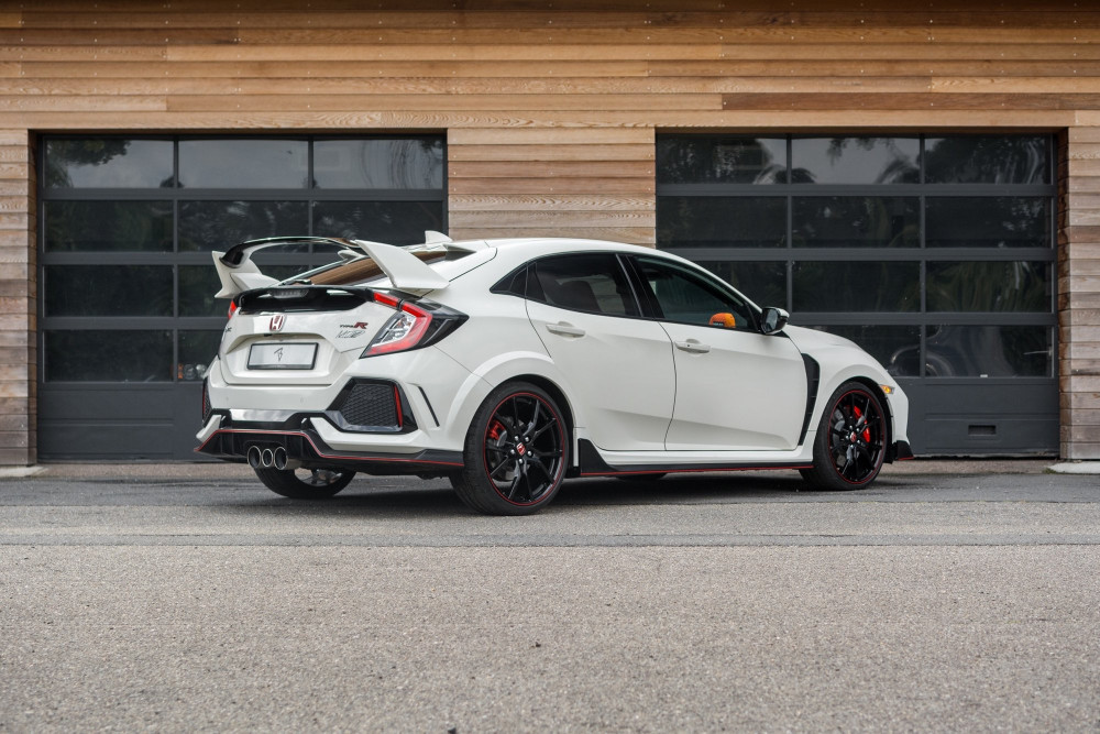 Honda Civic Type R собственост на Макс Верстапен излиза на пазара (Видео)