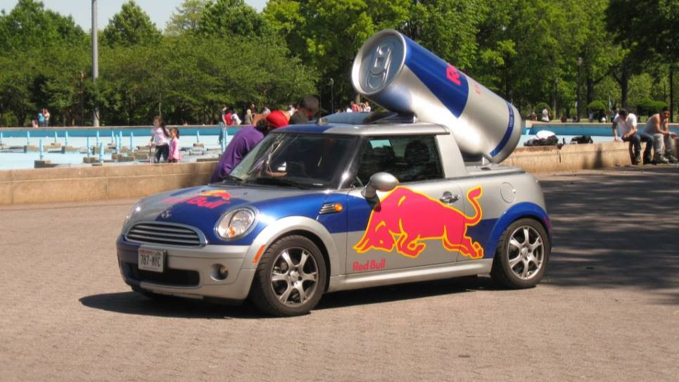 Историята зад Red Bull MINI Cooper