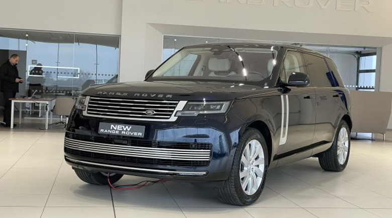 Два специални Range Rover-а с цена от 1 млн. лева вече са в България