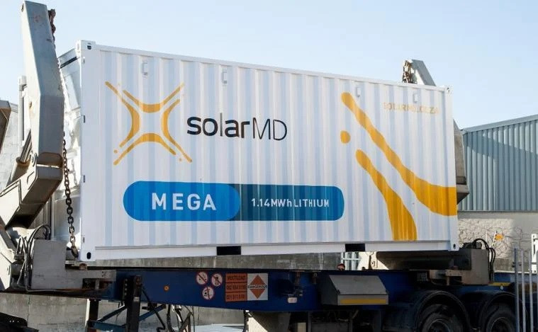 Южноафриканската Solar MD открива фабрика за батерии в Русе