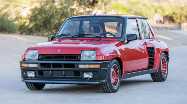 Продадоха класическо Renault 5 за 146 хил. евро