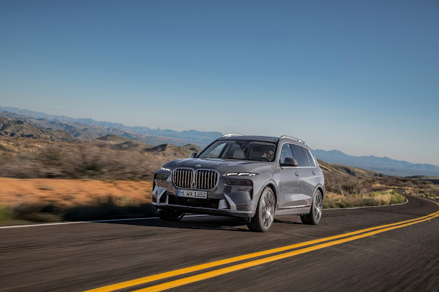 Последният етаж се обновява: BMW X7 M60i xDrive