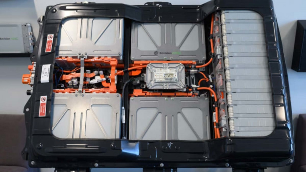 Nissan предприема дълъг и комплексен подход за рециклиране на стари батерии за EV