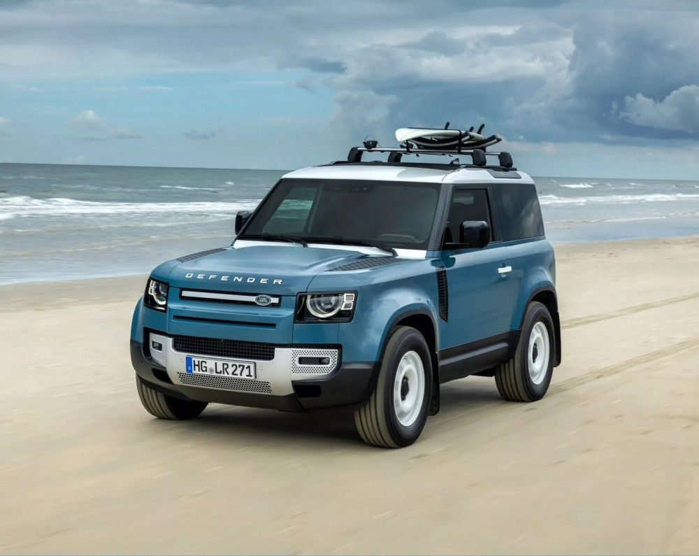 Land Rover Defender 90 Marine Blue Edition – ограничена серия от 25 броя в Германия