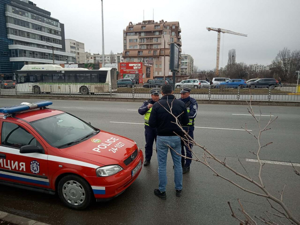 Прокуратурата: Пътните полицаи нямат право да конфискуват коли на пътя