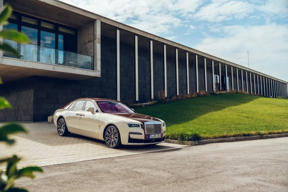 Rolls-Royce демонстрира програмата Bespoke у нас