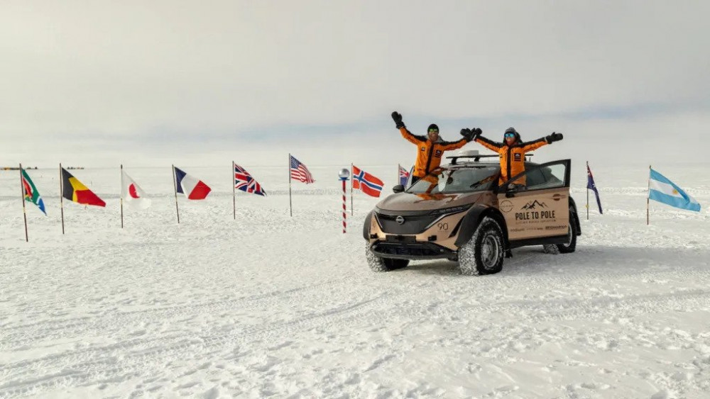 Nissan Ariya прекоси Земята от Северния до Южния полюс