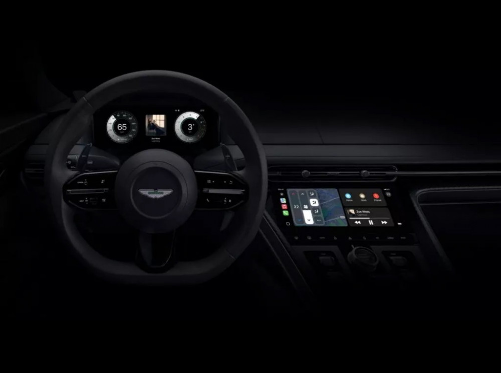 Apple сподели изображения на това как ще изглежда новия CarPlay на Aston Martin и Porsche