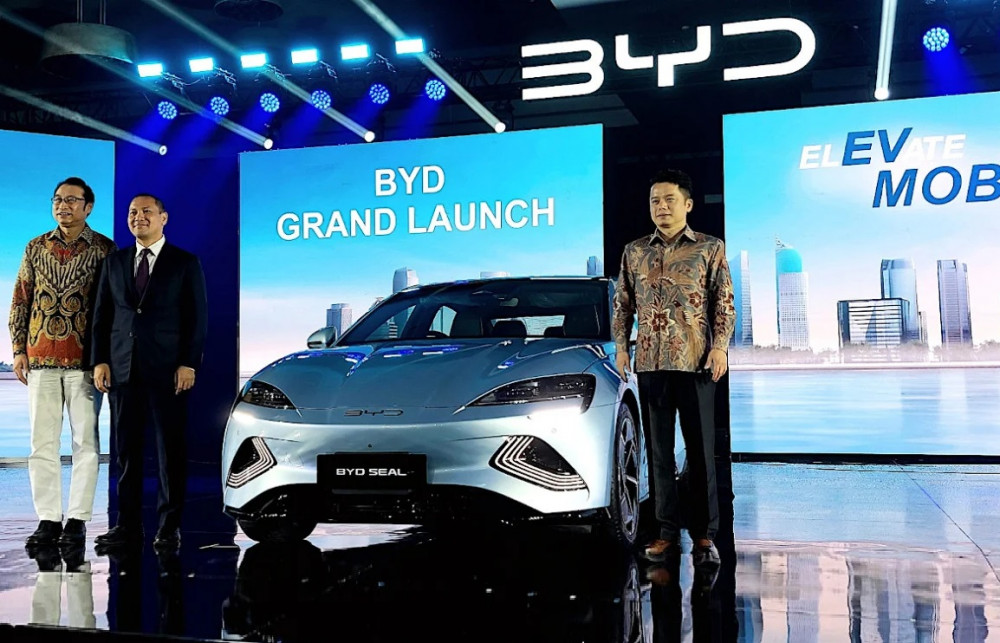 BYD пуска електрически автомобили в Индонезия, цели да бъде пазарен лидер