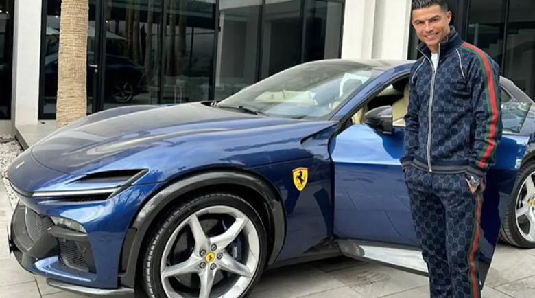 Кристиано Роналдо и Златан Ибрахимович си купиха кросоувъри Ferrari
