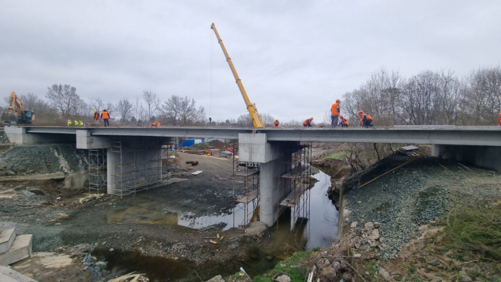 Новият мост на пътя Царево – Ахтопол ще бъде завършен до 15 април