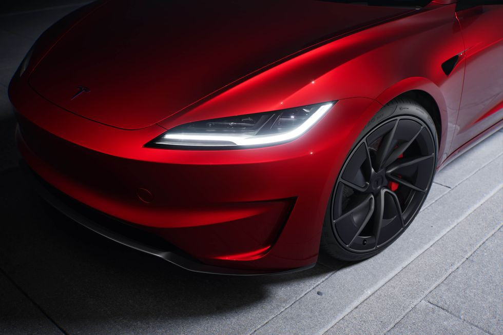 Новата Tesla Model 3 Performance – 510 к.с. и 2,9 секунди време от 0 до100 км