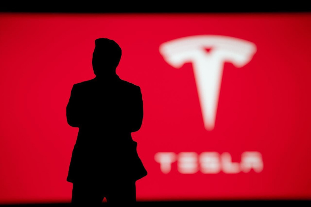 Tesla срещу Tesla: Американски производител на автомобили съди индийски съименник за копиране на търговска марка