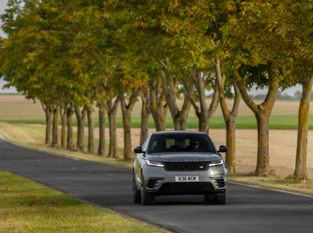 Range Rover подобри технологиите във Velar