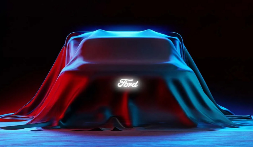 Ford представя нов EV SuperTruck, преди Пайкс Пийк (Видео)