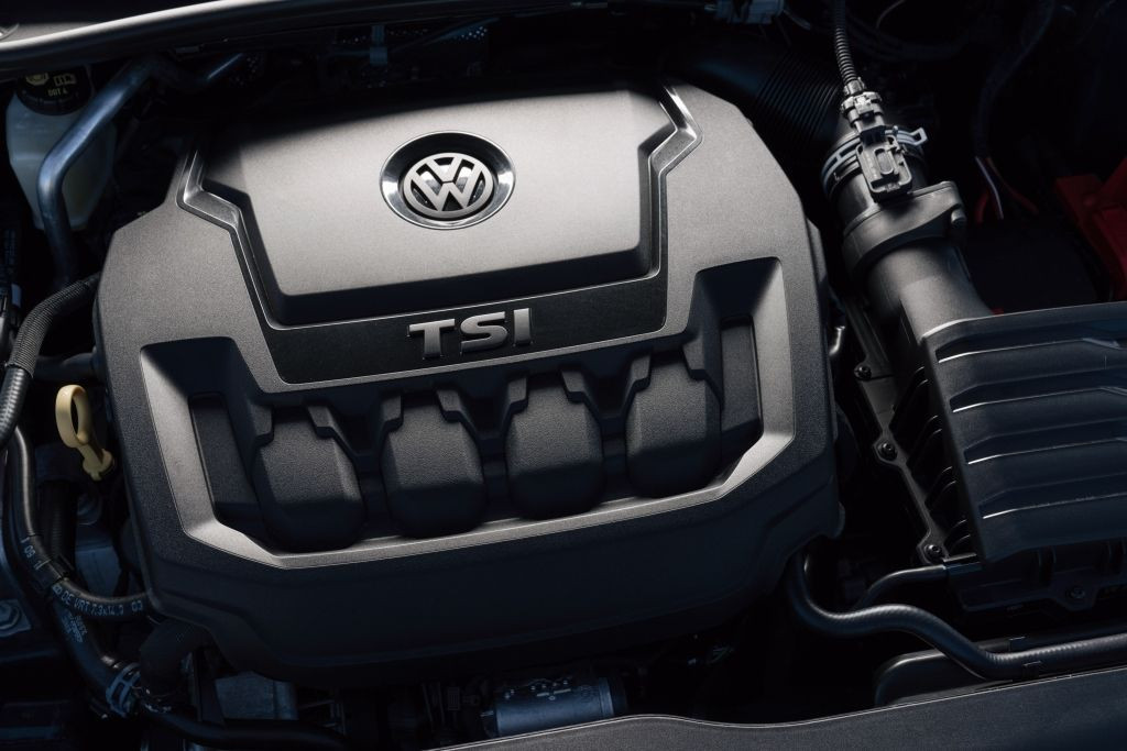 VW ще инвестира 60 млрд. евро в двигатели с вътрешно горене