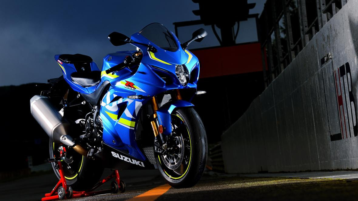 30 години иновации: 1 милион продадени Suzuki GSX-R1000 и новият модел