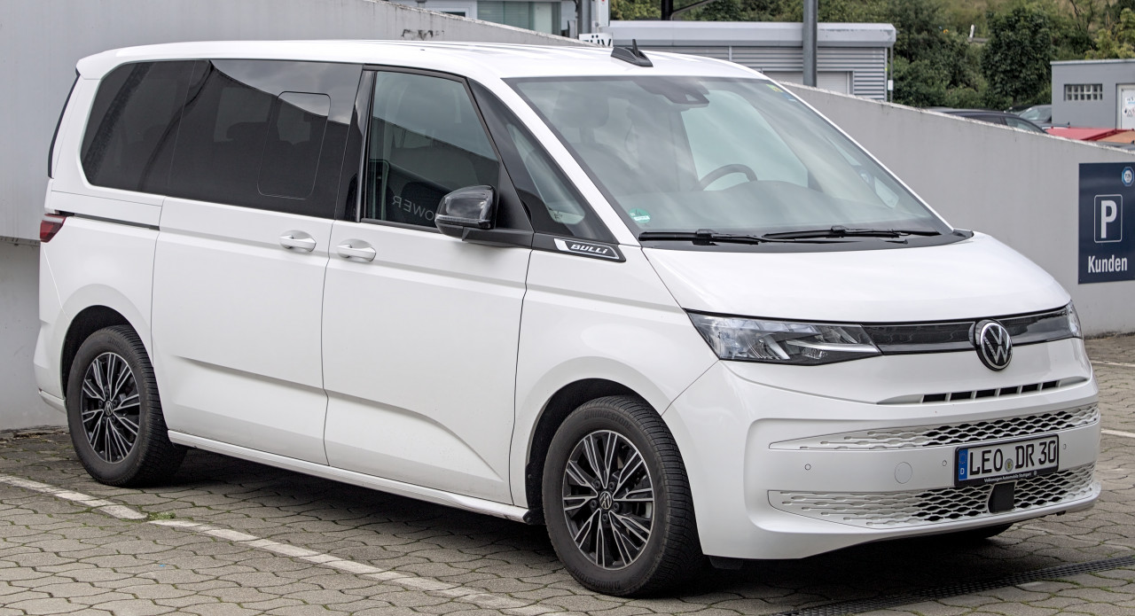 Новият VW Transporter: открийте какво се крие под капака на Ford