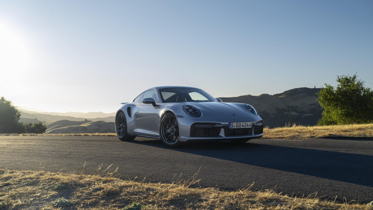 Специален 911 Turbo отбелязва 50 години на Porsche: всекидневен суперавтомобил