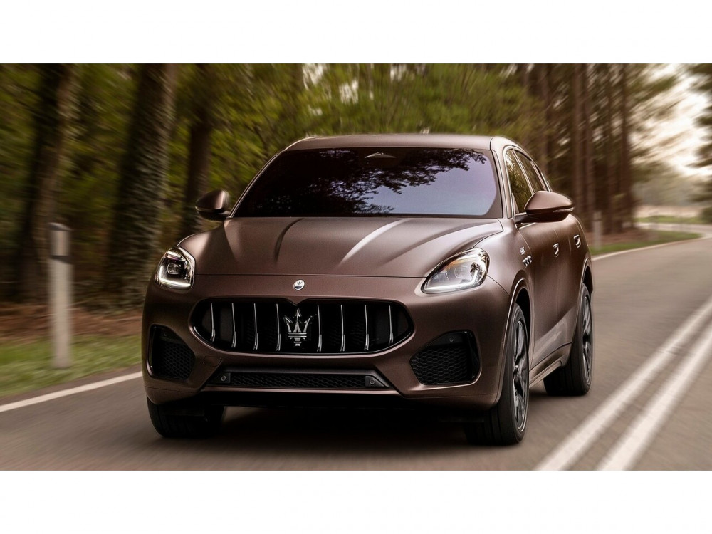 Maserati пуска втори кросоувър и първи модел на ток