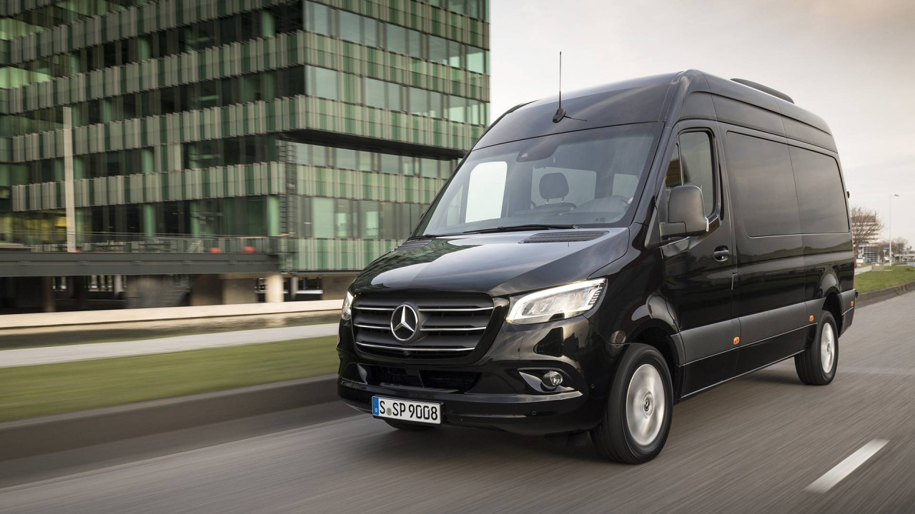 Mercedes-Benz Sprinter: уникалният ван, който преобръща представите