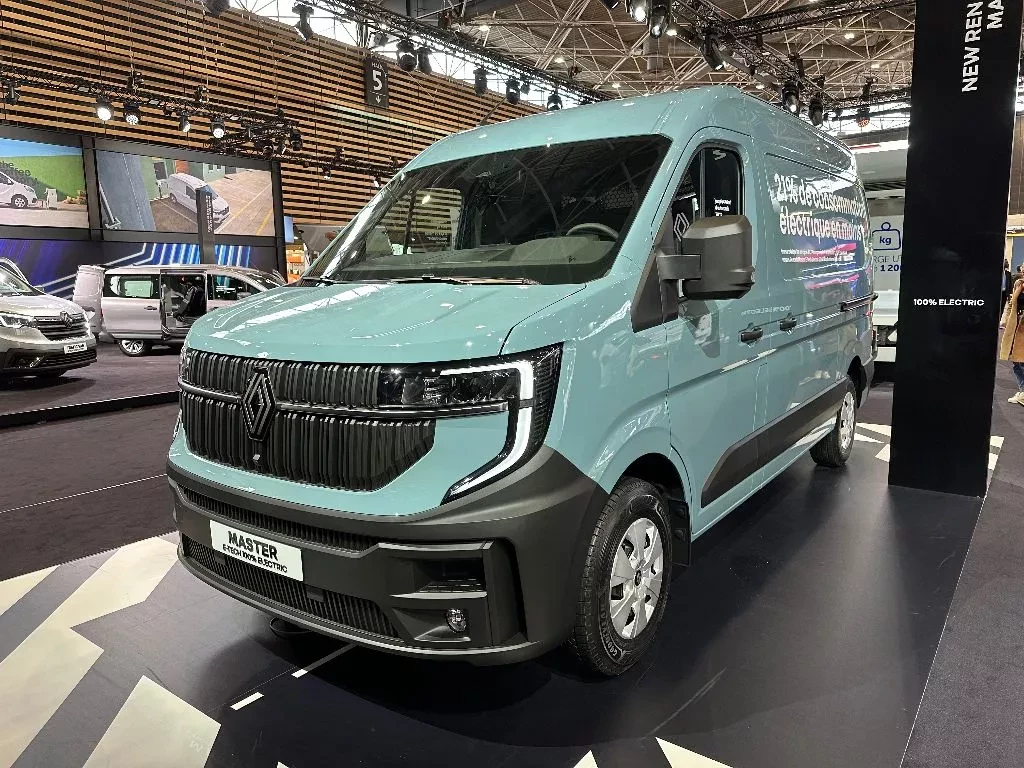 Революционни промени при Renault Master: всичко, което трябва да знаете