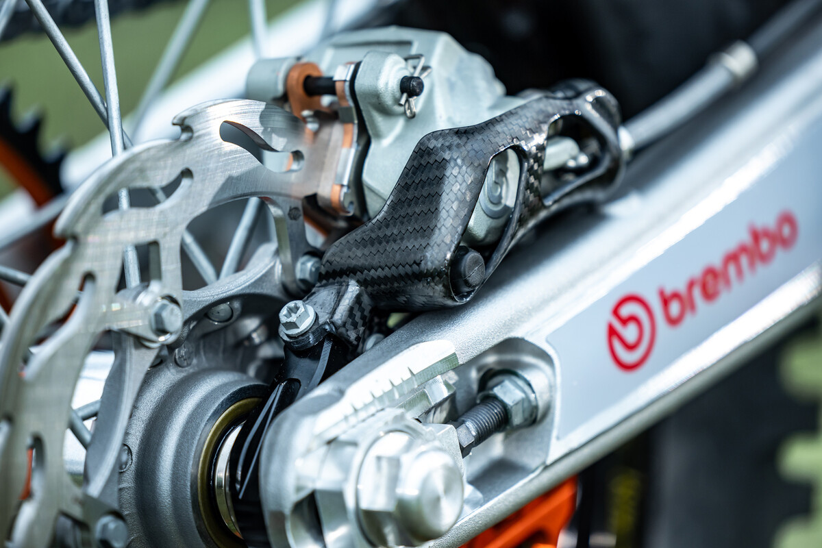 Brembo придоби Ohlins за $405 милиона