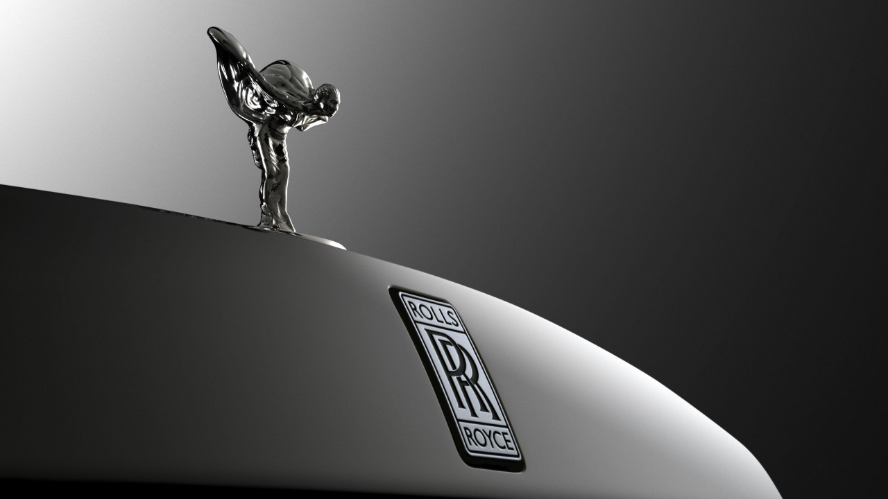 Rolls-Royce инвестира в ... лукс 