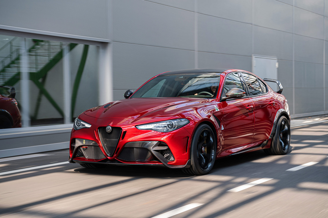 Alfa Romeo Giulia: повод за радост на феновете