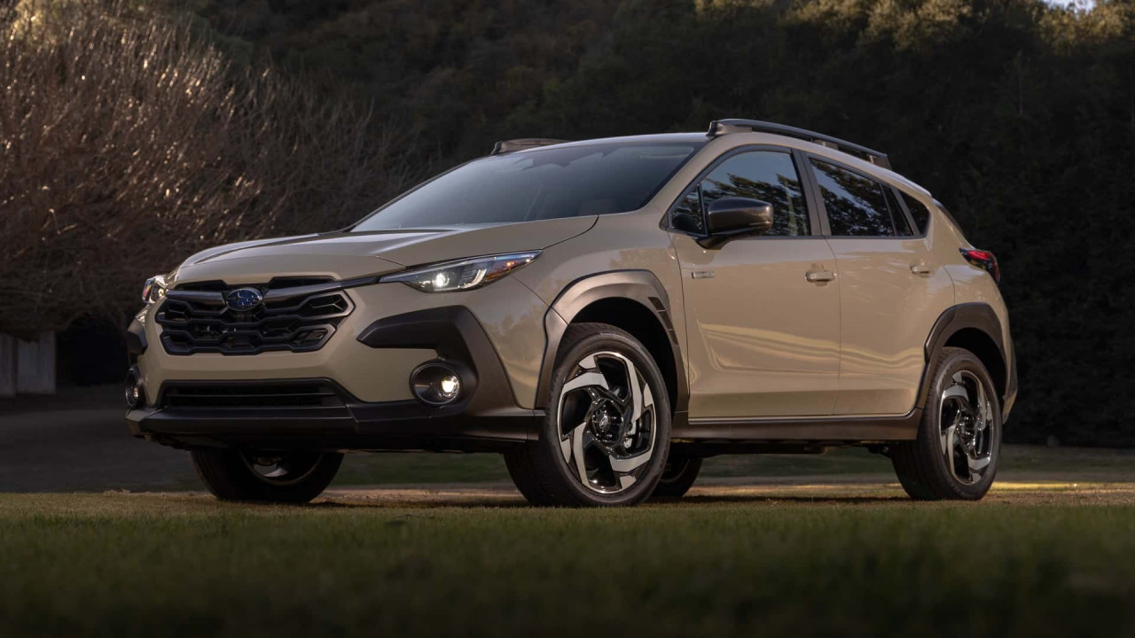  Subaru представя новия Crosstrek Hybrid за 2026 година