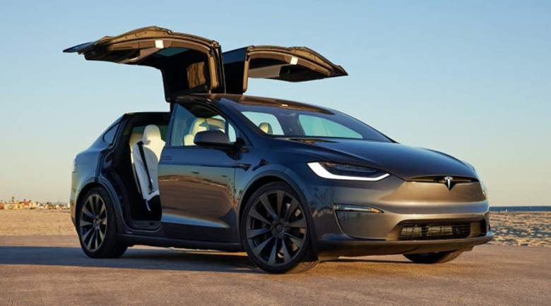 Tesla направи Model X по-бърз от всякога