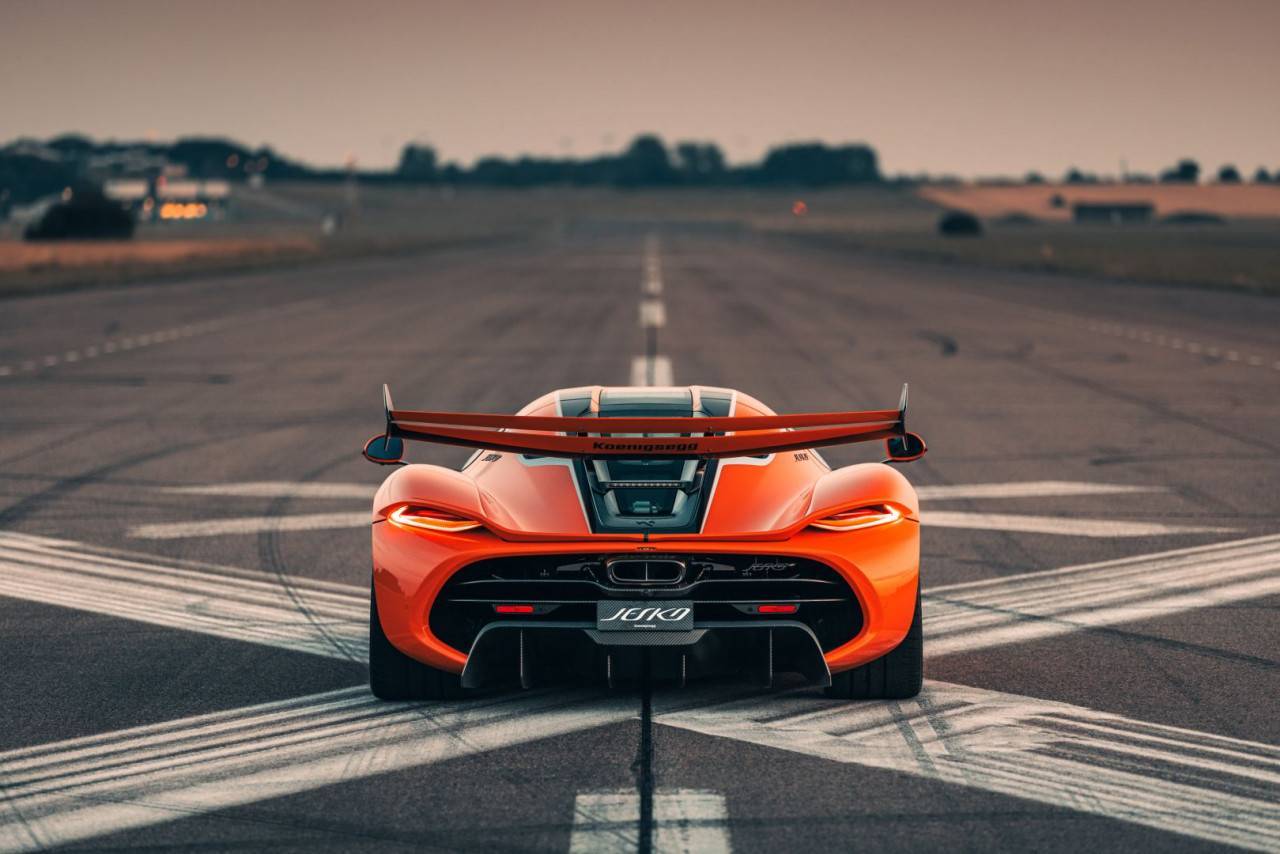 Koenigsegg Jesko поставя нов рекорд за скорост Koenigsegg Jesko поставя нов рекорд за скорост