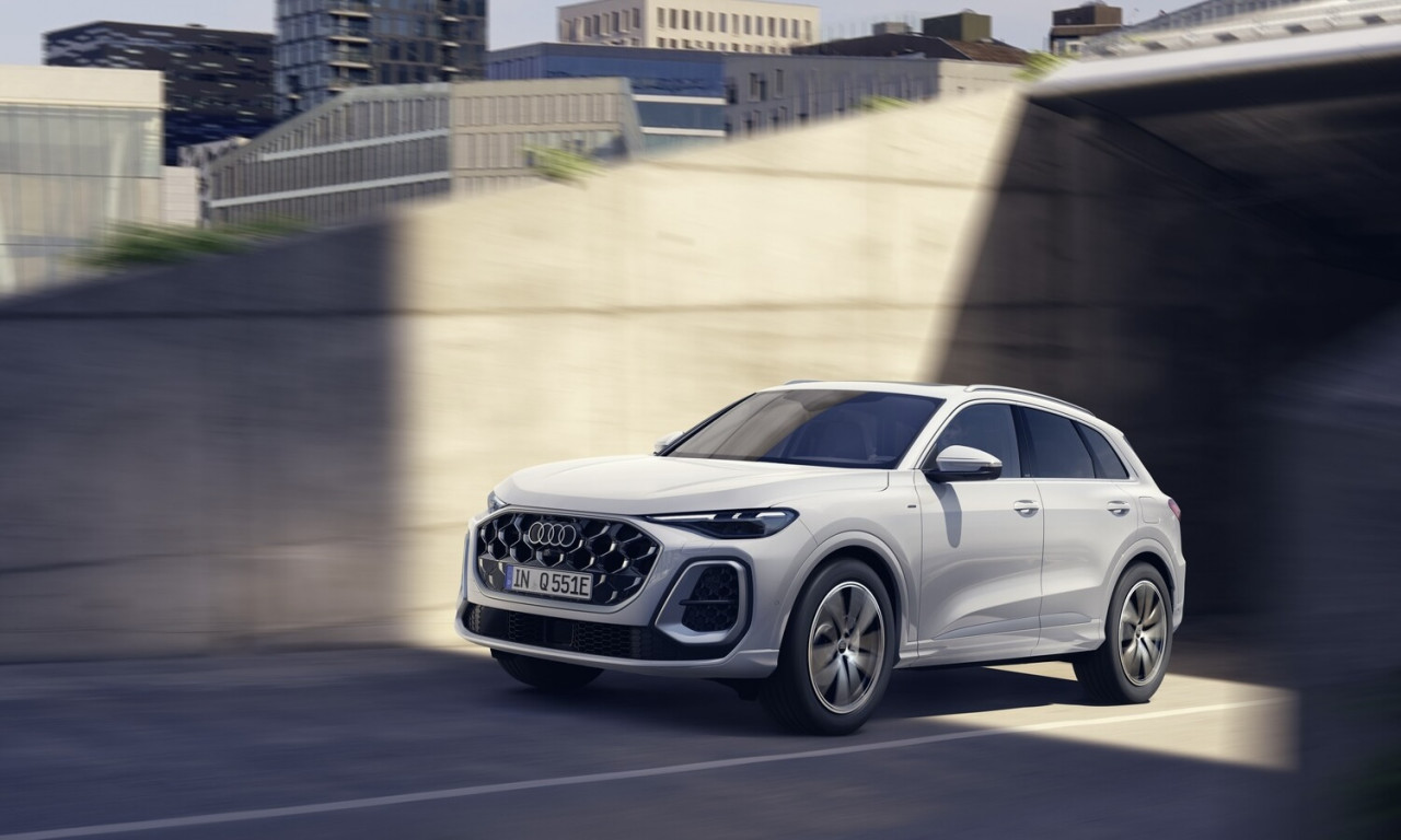Audi Q5 e-hybrid 2025: електрическа автономия, оборудване и цена Audi Q5 e-hybrid 2025: електрическа автономия, оборудване и цена