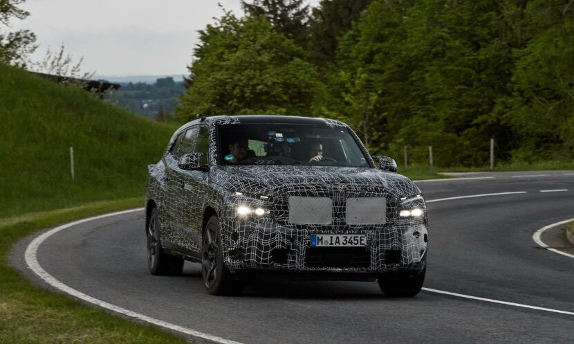 BMW XM Prototype – какво е усещането зад волана на най-скъпия SUV на BMW (ВИДЕО)