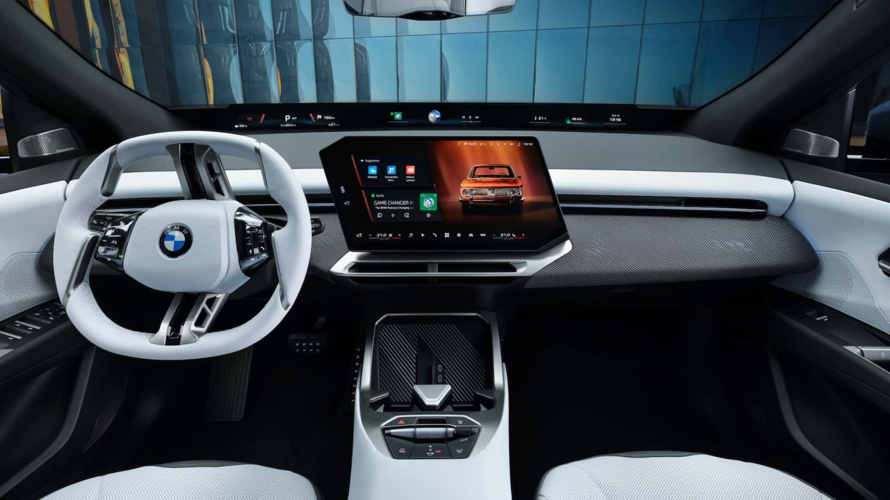 BMW поставя под въпрос популярността на Apple CarPlay