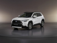 Новата Toyota Corolla Cross се позиционира между C-HR и RAV4