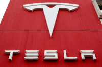 Съд в Мюнхен нареди на Tesla да възстанови на клиент 112 000 евро, които той е платил за Model Х заради проблеми с автопилота