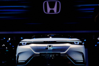 Honda формира партньорство с Hanwa за осигуряване на доставки на метали за батерии