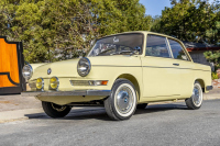 1962 BMW 700 – моделът, който спаси от фалит немския автомобилен производител