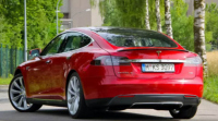 Германец измина с Tesla 1.7 милиона километра, но смени… 12 мотора