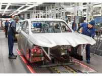 За да намали вредните емисии в производството BMW ще купува алуминий от нов доставчик