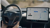 17 смъртни случаи с Autopilot на Tesla