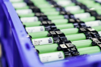 Революционни батерии с двойно предназначение съхраняват енергия и улавят CO2