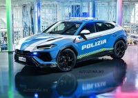 Италианската магистрална полиция вече ще използва Lamborghini Urus Performante