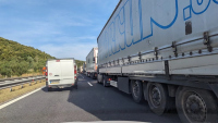 АПИ ограничава движението на камиони около Коледа по участъци от АМ „Хемус“